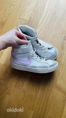Кроссовки Nike