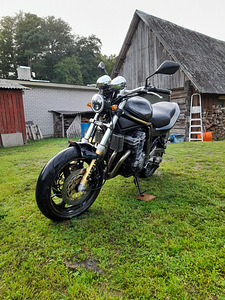 Suzuki bandit gsf600 (8 foto / 8)