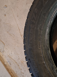 205/55/R16 Hankook I*Cept IZ2 talverehvid lamellrehvid (6 foto / 8)