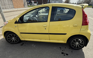 Peugeot 107 (3 foto / 4)