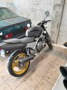 Honda cb400f (3 фото из 5)