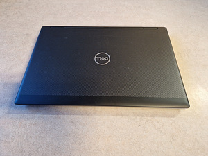 Dell Precision 7530 i9-8950hk/16gb/15,6 fullhd ips/ P3200 (2 foto / 2)