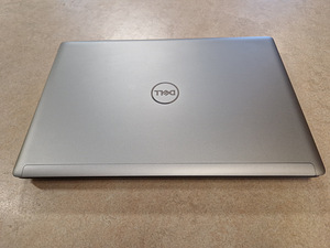 DELL PRECISION 7550 i7-10875H/32GB/512GB SSD/15,6FHD/RTX3000 (2 foto / 2)