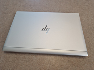 HP ELITEBOOK 830 G7 i5-10210U/8GB/14,0 FULLHD IPS/256GB (3 foto / 3)