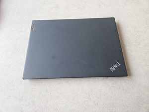 Lenovo ThinkPad T14s Gen3 i7-1260p 32GB 512GB 14,0 WUXGA (2 foto / 2)