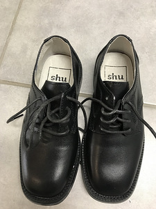 Новые ботинки на выход р.26