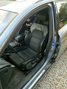 Audi A6 C6 3.0tdi Quattro (7 foto / 12)