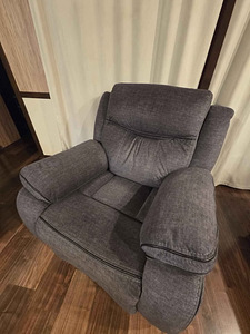 Müüa uueväärne recliner-tugitool / 2tk (2 foto / 5)