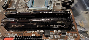 I7-8700, MSI Z370, Kingston HyperX Fury, CoolerMaster 212 (5 foto / 5)