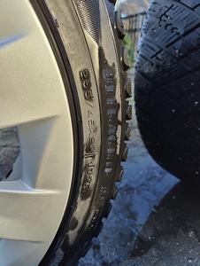 255/45R20 Good Year Ultra grip ice arctic SUV 4x4 (4 foto / 7)