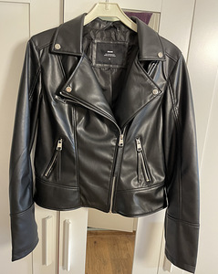 Cropp naiste must nahktagi s.XL (1 foto / 3)