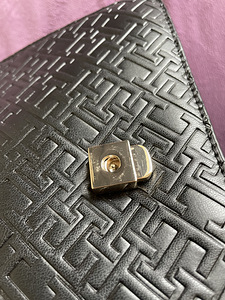 Tommy Hilfiger crossbody kott (5 foto / 7)