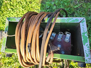 Elektrood keevitus. Keevitusaparsat. Keevitusmasin keevitust (2 foto / 3)