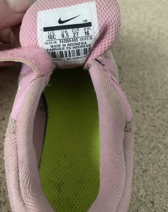 Nike tossud S. 27 (3 foto / 3)