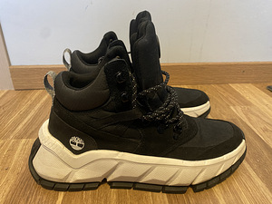 Naiste saapad Timberland (1 foto / 4)