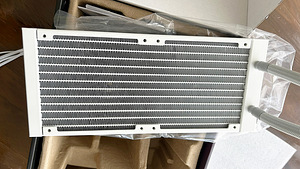 Vesijahutus CM MasterLiquid 240L Core White (9 foto / 10)