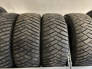 GY Ultragrip Arctic Ice 225/55R17 uueväärsed talverehvid (1 foto / 4)