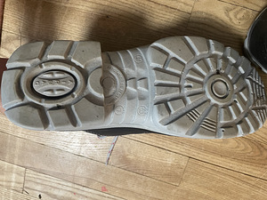 Turvakingad (suurus 41/42), uus hind (3 foto / 3)