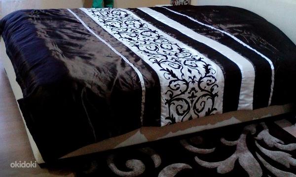 Suur voodikate + padjapüürid (foto #1)