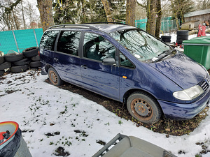 VOLKSWAGEN SHARAN (4 фото из 8)
