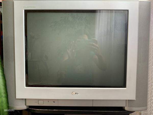 Телевизор LG (фото #1)