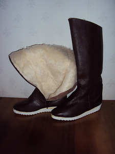Uued nahast saapad - 38 (2 foto / 2)