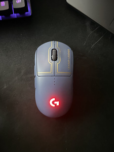 Беспроводная связь Logitech G Pro (1 фото из 3)