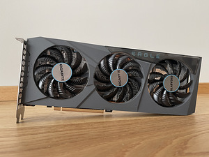 AMD Radeon™ RX 6600XT EAGLE 8G 6600 XT (1 foto / 2)