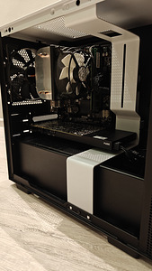 Gaming PC i7/16GB/P4000 (2 foto / 3)