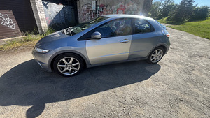 Honda civic (5 foto / 15)