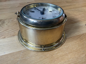Merekell kellad löögiga (6 foto / 6)