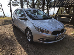 KIA CEE'D SPORTSWAGON 1,6 GDi-16V (83.836km) (13 foto / 15)