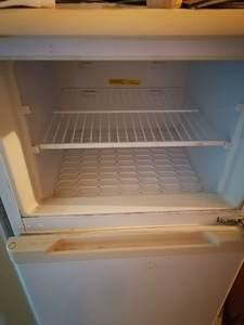 Beko холодильник (3 фото из 5)