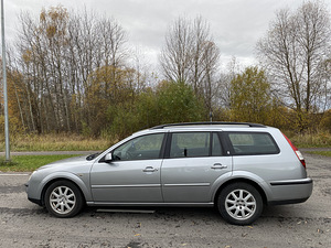 Ford Mondeo Ghia 2.0 96kw (5 foto / 11)