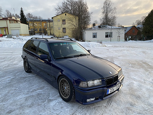 BMW E36 323i 2.8 142kw (2 foto / 12)