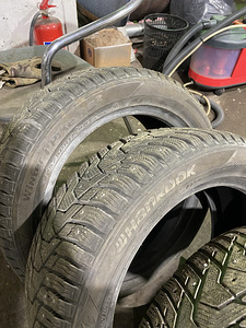 Hankook winteripike rs2 , 225/50 -17 (3 foto / 6)
