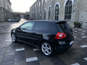 VW Golf 5 GTI 2.0 147kw (3 foto / 11)