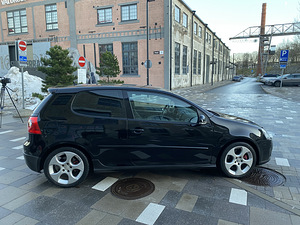 VW Golf 5 GTI 2.0 147kw (5 foto / 11)
