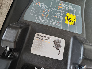 Joie i-gemm 2 turvahäll ja i-size universal isofix alus (2 foto / 4)