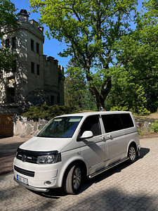 VOLKSWAGEN MULTIVAN 4x4 (10 фото из 12)