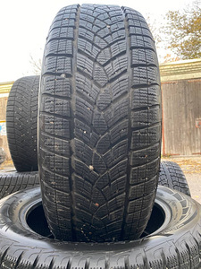 235 60 18 / ЗИМНИЕ ШИНЫ/ ШИНЫ ЛАМЕЛЬ / M+S / GOODYEAR (3 фото из 3)