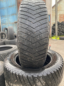 225 65 17 / GOODYEAR / NAASTREHVID / TALVEREHVID (2 foto / 2)