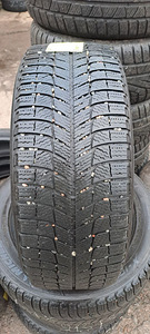 ЗИМНИЕ ШИНЫ MICHELIN 215 55 16 (1 фото из 2)
