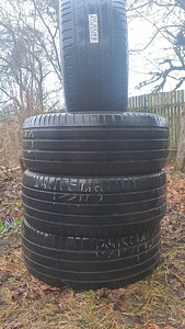SUVEREHVID 235 55 R19 MICHELIN (2 foto / 3)