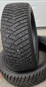 225 40 R18 / GOODYEAR / NAASTREHVID (1 foto / 2)