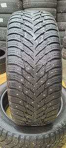 NAASTREHVID NOKIAN 215 55 R18 (1 foto / 1)