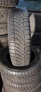 ЗИМНИЕ ШИНЫ / M+S / PIRELLI / 175 65 14 (1 фото из 3)