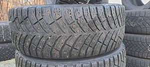 ЗИМНИЕ ШИНЫ / ШИПОВАННЫЕ ШИНЫ / MICHELIN 205 60 R16 (4 фото из 4)