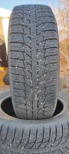 ЗИМНИЕ ШИНЫ 185 60 R15 / NOKIAN / HANKOOK / BRIDGESTONE (1 фото из 8)