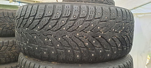 TALVEREHVID / 205 55 R16 / GOODYEAR / NOKIAN / PIRELLI / ... (4 foto / 8)